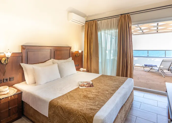 Paralia Beach Boutique Hotel